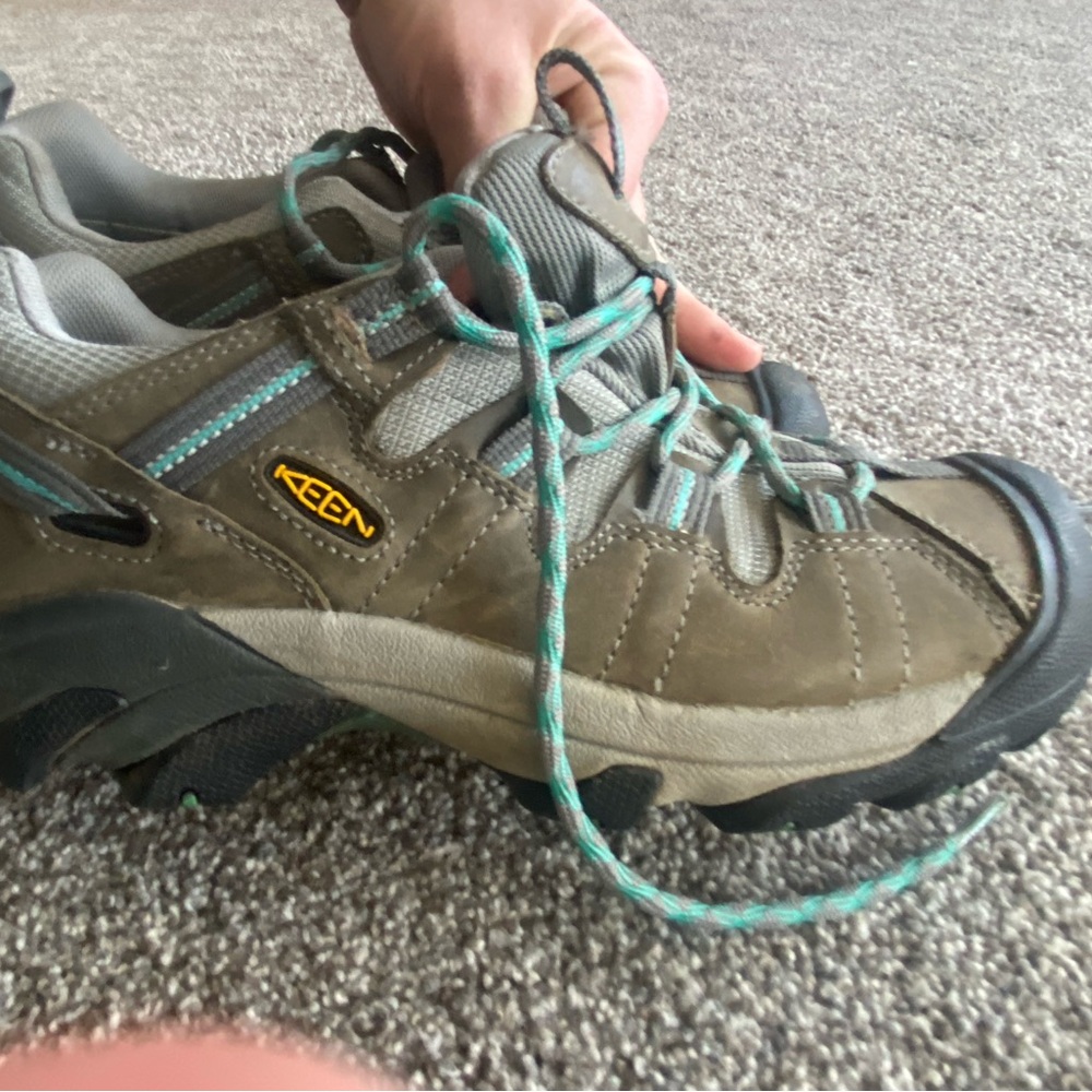 KEEN Women's Brown and Teal Athletic Shoes - Picture 6 of 6